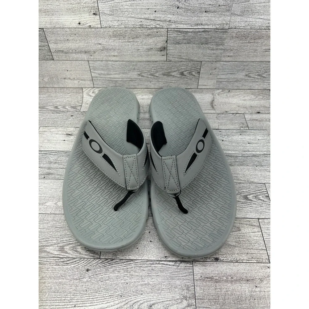 Oakley Supercoil 2.0 Men Grey Flip Flop Sandals 13477-22Y Size 12